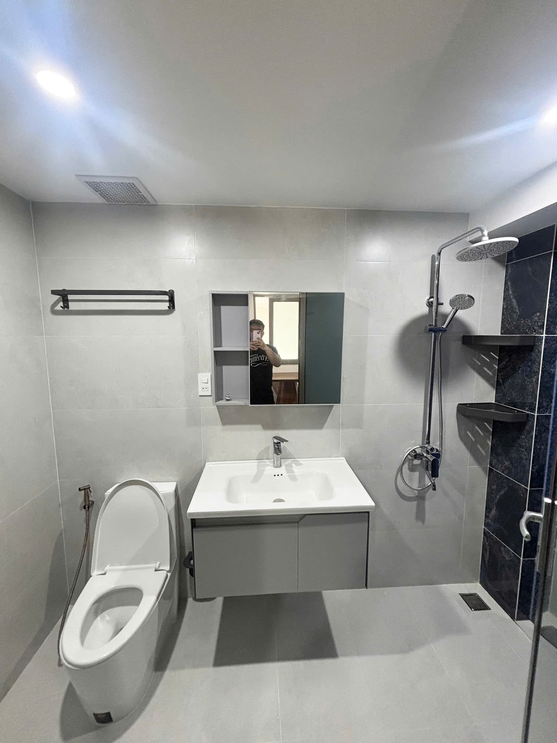 HOT DEAL IN SON TRA – REDUCED TO ONLY 10 MILLION VND/MONTH — 1BR fully furnished (photo 2)