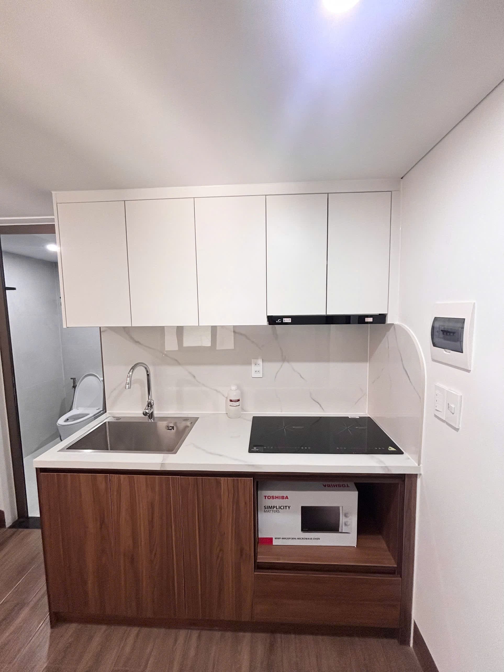 HOT DEAL IN SON TRA – REDUCED TO ONLY 10 MILLION VND/MONTH — 1BR fully furnished (photo 3)