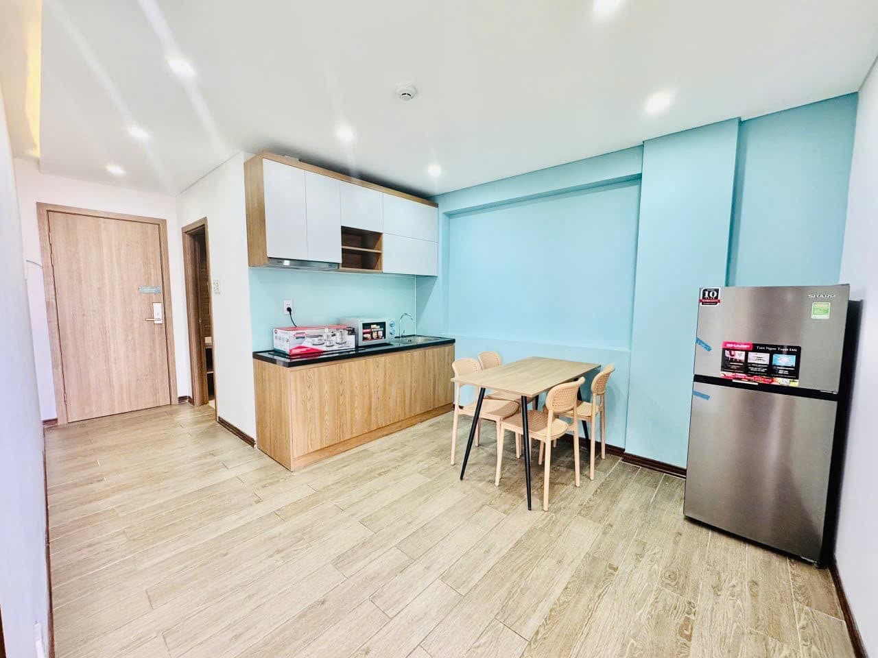 PRESTIGIOUS 2BR APARTMENT – CHAU THI VINH TE (MY AN) — 2BR fully furnished (photo 8)